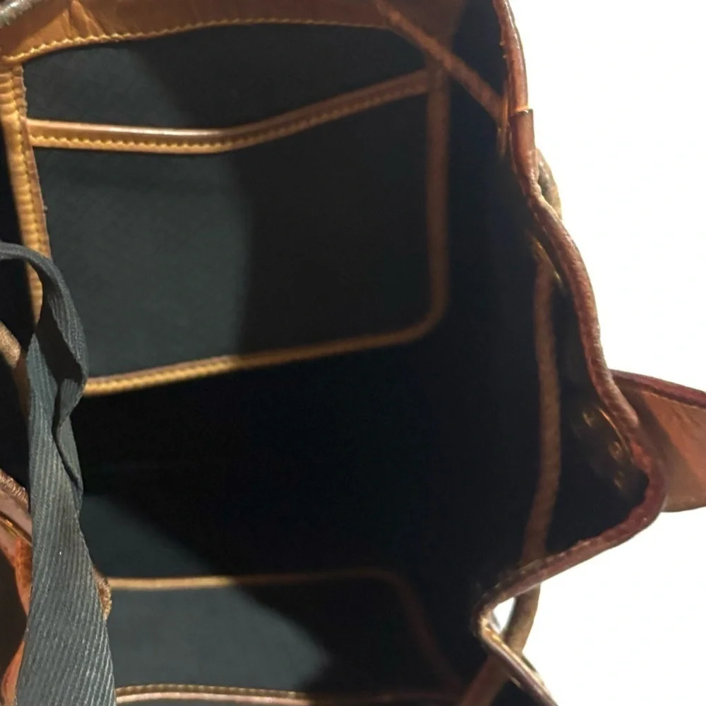 Elegant Black and Brown Bucket Bag